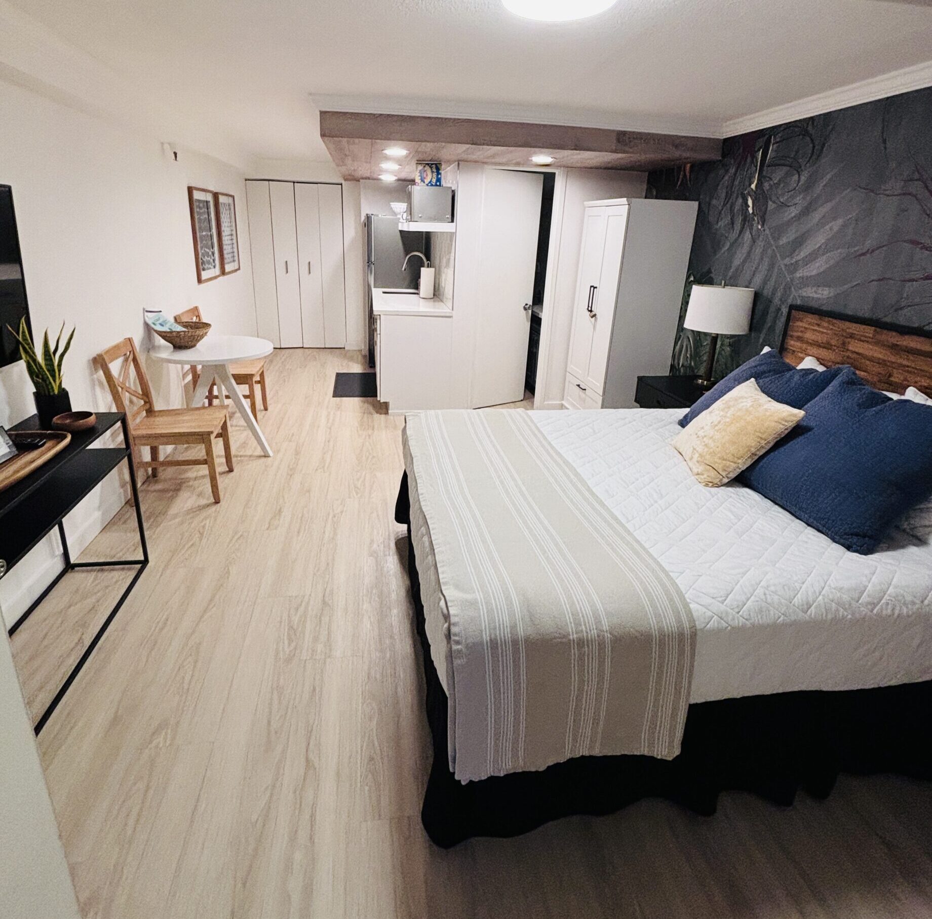 Waikiki Housekeeping